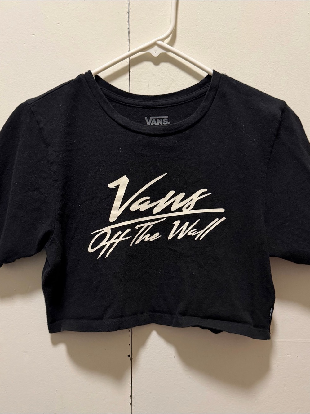 Vans Women's Black Logo Crop Tee